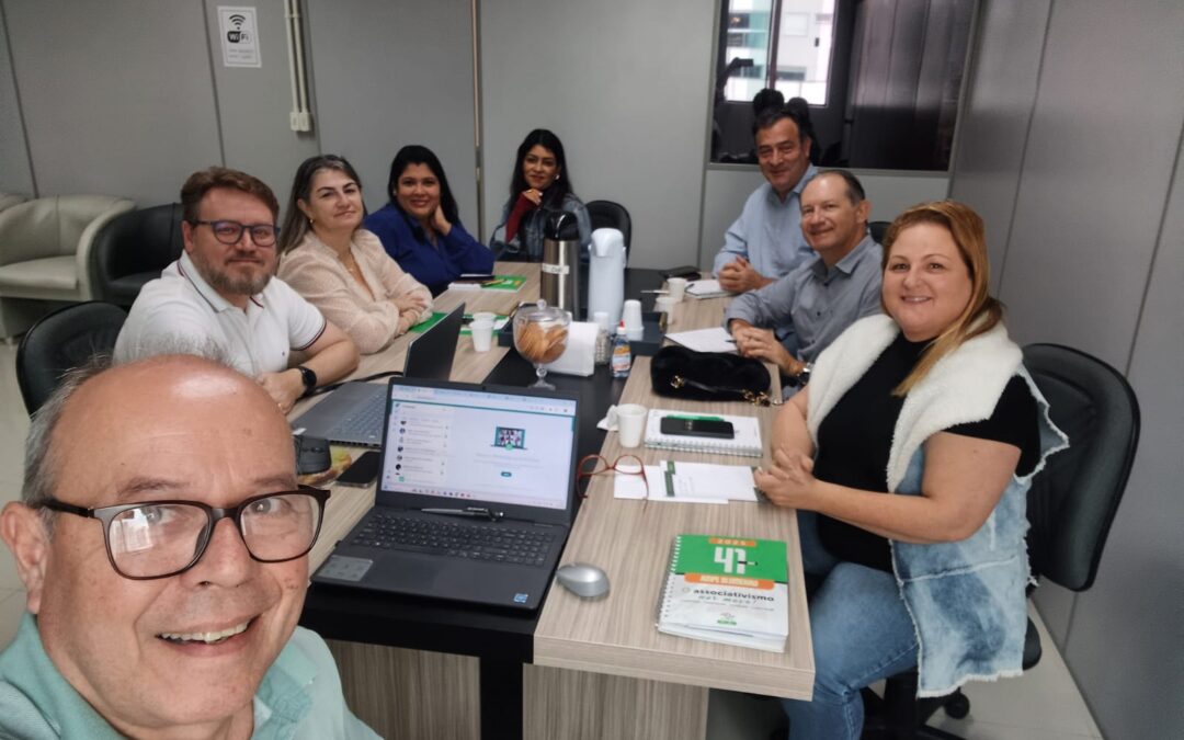 Associativismo como força estratégica: o exemplo da AMPE Blumenau e o papel da experiência do associado